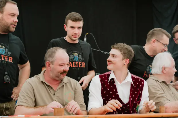 Schmalzlerfest Perlesreut 2023 Sonntag: Schnupferwettbewerb, Verlosung, The Taylor Boys - Zusatzbilder Foto 2300035