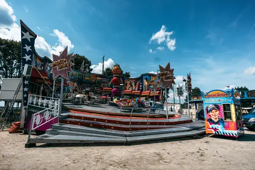 Schmalzlerfest Perlesreut 2024 Freitag: Volksfesteinzug, Perlesreuter bleMUSI Foto 2400005
