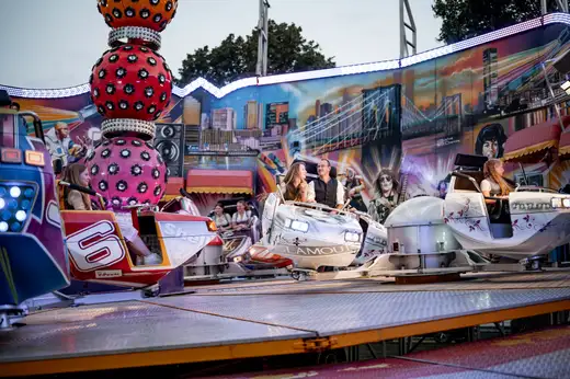 Schmalzlerfest Perlesreut 2024 Freitag: Volksfesteinzug, Perlesreuter bleMUSI Foto 2400094
