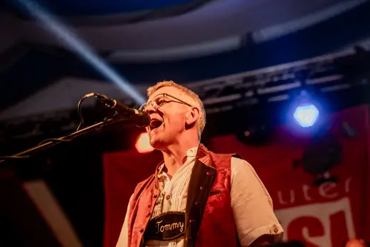 Schmalzlerfest Perlesreut 2024 Freitag: Volksfesteinzug, Perlesreuter bleMUSI Foto 2400118
