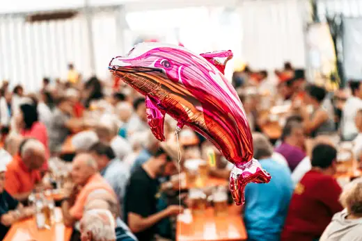 Schmalzlerfest Perlesreut 2024 Montag: Kinderzug, Tag der Betriebe, Schwaiger Buam Foto 2400733