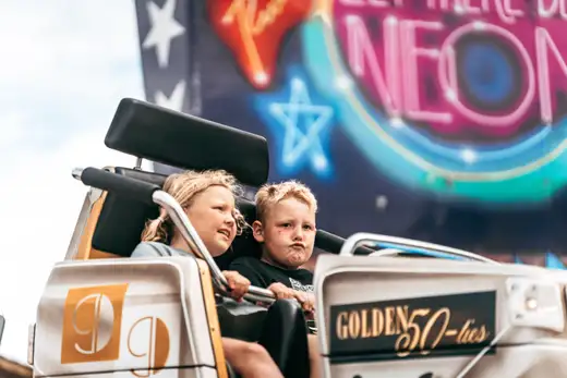 Schmalzlerfest Perlesreut 2024 Montag: Kinderzug, Tag der Betriebe, Schwaiger Buam Foto 2400764