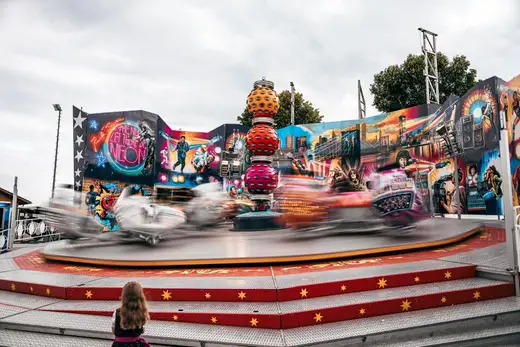 Schmalzlerfest Perlesreut 2024 Montag: Kinderzug, Tag der Betriebe, Schwaiger Buam Foto 2400772
