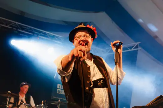 Schmalzlerfest Perlesreut 2024 Montag: Kinderzug, Tag der Betriebe, Schwaiger Buam Foto 2400874