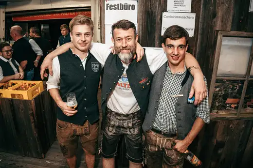 Schmalzlerfest Perlesreut 2024 Montag: Kinderzug, Tag der Betriebe, Schwaiger Buam Foto 2400894