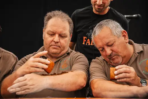 Schmalzlerfest Perlesreut 2024 Sonntag: Weißbierfrühschoppen, Schnupferwettbewerb, d Noudnigln, Verlosung Foto 2400485