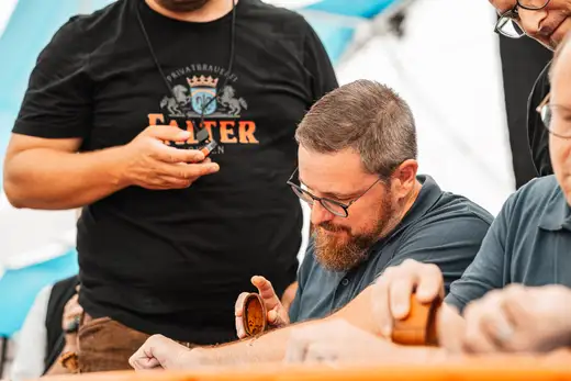 Schmalzlerfest Perlesreut 2024 Sonntag: Weißbierfrühschoppen, Schnupferwettbewerb, d Noudnigln, Verlosung Foto 2400531