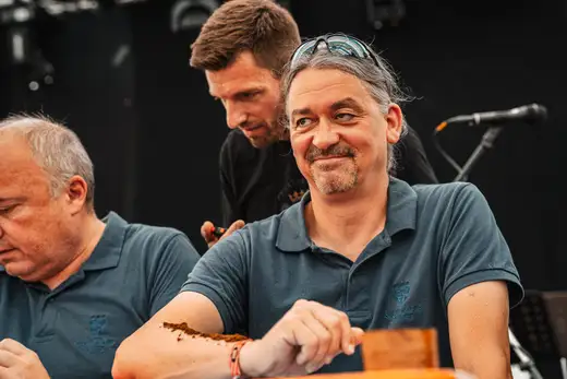Schmalzlerfest Perlesreut 2024 Sonntag: Weißbierfrühschoppen, Schnupferwettbewerb, d Noudnigln, Verlosung Foto 2400534