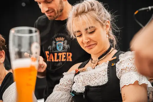 Schmalzlerfest Perlesreut 2024 Sonntag: Weißbierfrühschoppen, Schnupferwettbewerb, d Noudnigln, Verlosung Foto 2400561