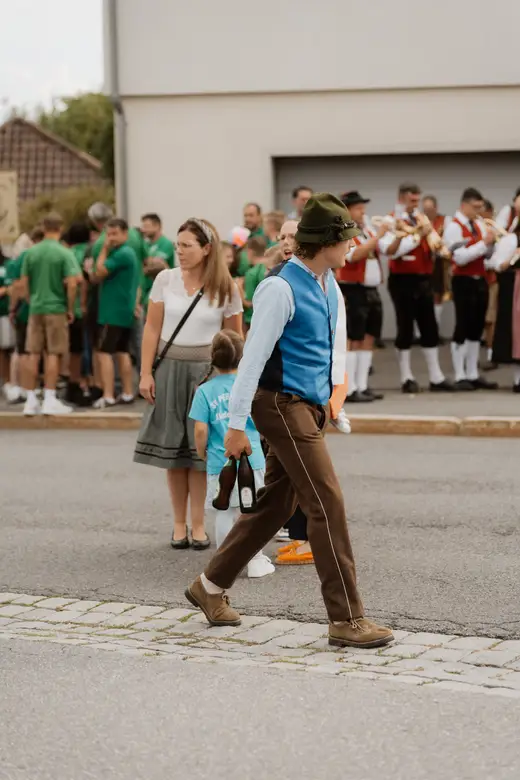 Schmalzlerfest Perlesreut 2025 Freitag: Kinder-Festzug, Perlesreuter BleMUSI Foto 2500063
