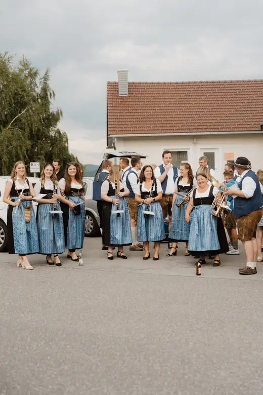 Schmalzlerfest Perlesreut 2025 Freitag: Kinder-Festzug, Perlesreuter BleMUSI Foto 2500066