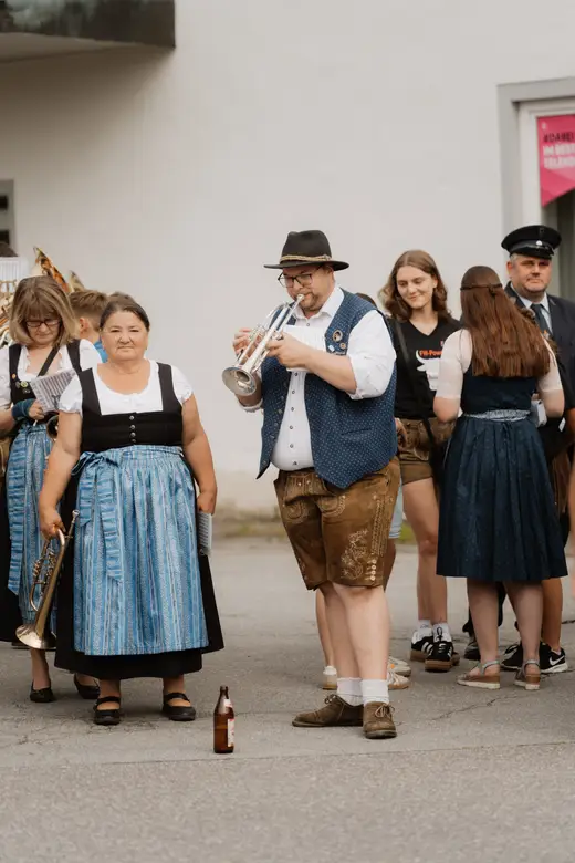 Schmalzlerfest Perlesreut 2025 Freitag: Kinder-Festzug, Perlesreuter BleMUSI Foto 2500069