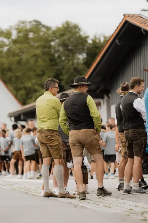 Schmalzlerfest Perlesreut 2025 Freitag: Kinder-Festzug, Perlesreuter BleMUSI Foto 2500075