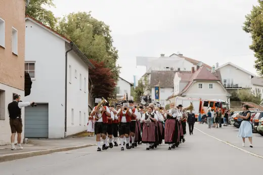 Schmalzlerfest Perlesreut 2025 Freitag: Kinder-Festzug, Perlesreuter BleMUSI Foto 2500107