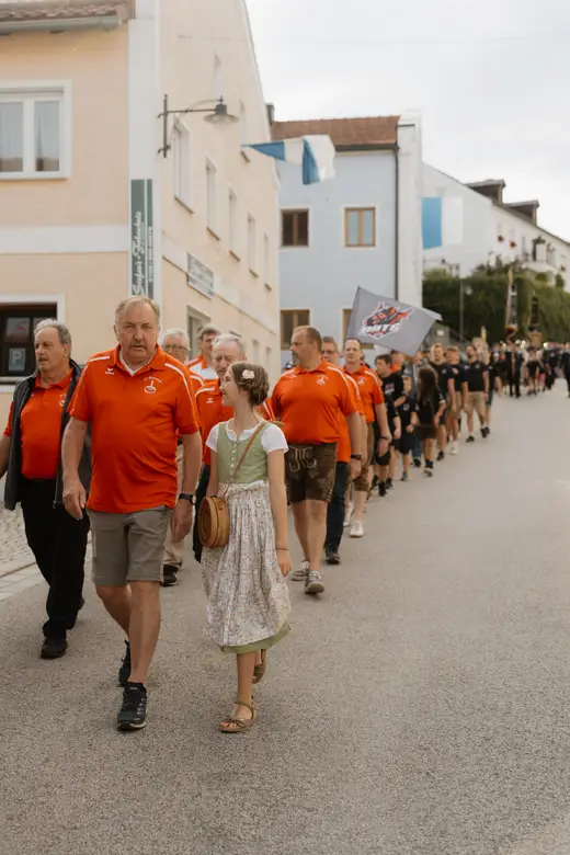 Schmalzlerfest Perlesreut 2025 Freitag: Kinder-Festzug, Perlesreuter BleMUSI Foto 2500129