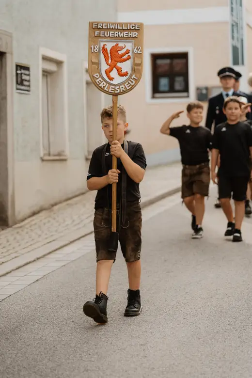 Schmalzlerfest Perlesreut 2025 Freitag: Kinder-Festzug, Perlesreuter BleMUSI Foto 2500131