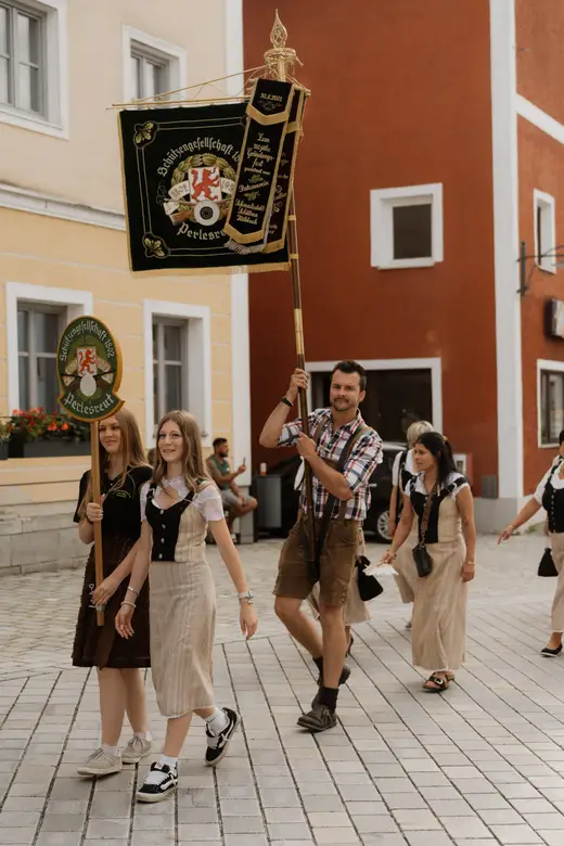 Schmalzlerfest Perlesreut 2025 Freitag: Kinder-Festzug, Perlesreuter BleMUSI Foto 2500144