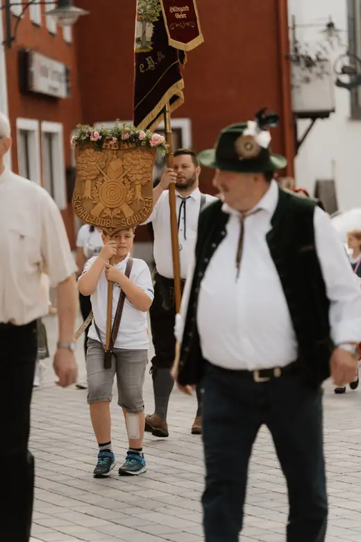 Schmalzlerfest Perlesreut 2025 Freitag: Kinder-Festzug, Perlesreuter BleMUSI Foto 2500145