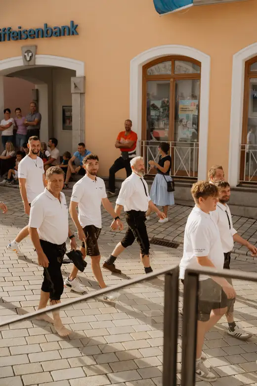Schmalzlerfest Perlesreut 2025 Freitag: Kinder-Festzug, Perlesreuter BleMUSI Foto 2500155