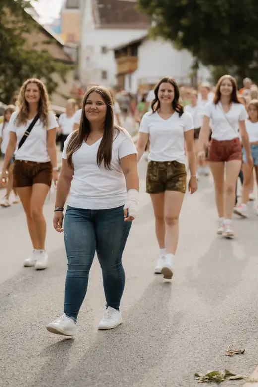 Schmalzlerfest Perlesreut 2025 Freitag: Kinder-Festzug, Perlesreuter BleMUSI Foto 2500171