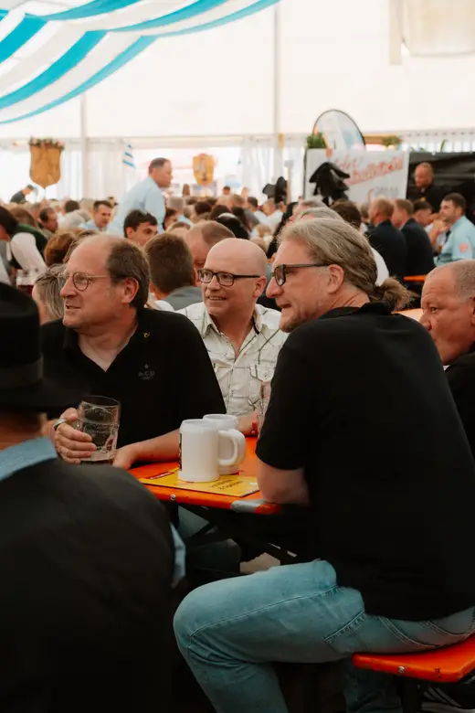 Schmalzlerfest Perlesreut 2025 Freitag: Kinder-Festzug, Perlesreuter BleMUSI Foto 2500261