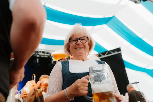 Schmalzlerfest Perlesreut 2025 Freitag: Kinder-Festzug, Perlesreuter BleMUSI Foto 2500289