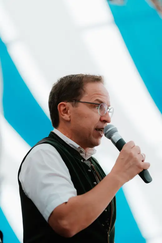 Schmalzlerfest Perlesreut 2025 Freitag: Kinder-Festzug, Perlesreuter BleMUSI Foto 2500293