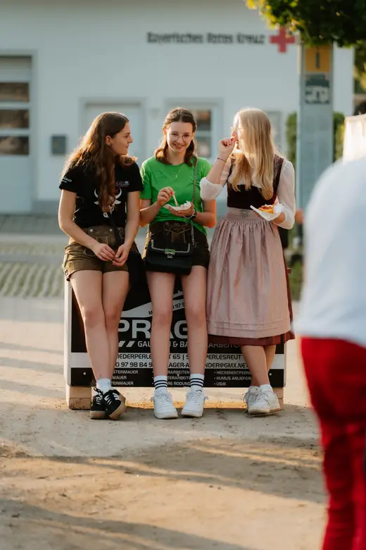 Schmalzlerfest Perlesreut 2025 Freitag: Kinder-Festzug, Perlesreuter BleMUSI Foto 2500328