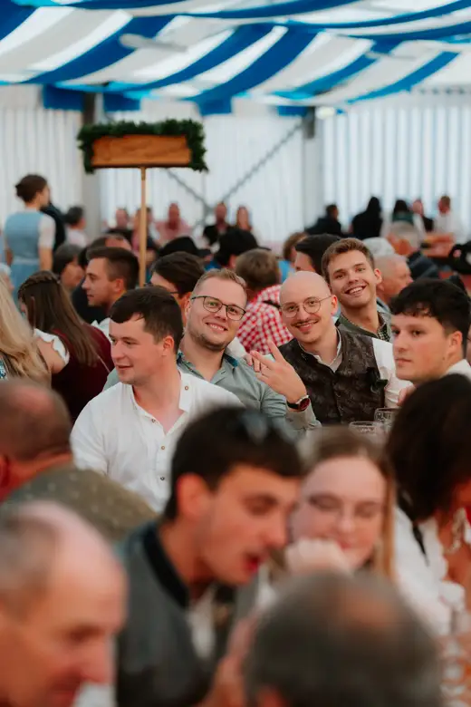 Schmalzlerfest Perlesreut 2025 Freitag: Kinder-Festzug, Perlesreuter BleMUSI Foto 2500346