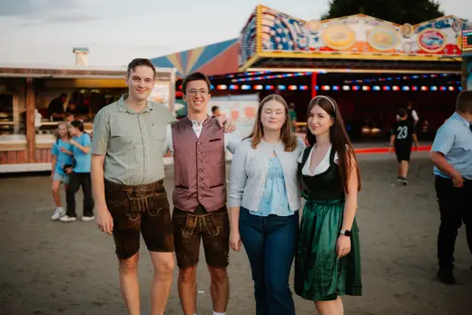 Schmalzlerfest Perlesreut 2025 Freitag: Kinder-Festzug, Perlesreuter BleMUSI Foto 2500362