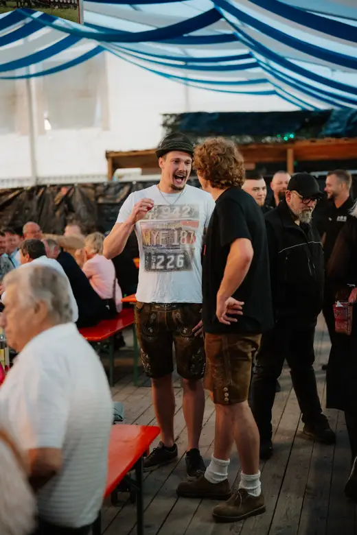 Schmalzlerfest Perlesreut 2025 Freitag: Kinder-Festzug, Perlesreuter BleMUSI Foto 2500372