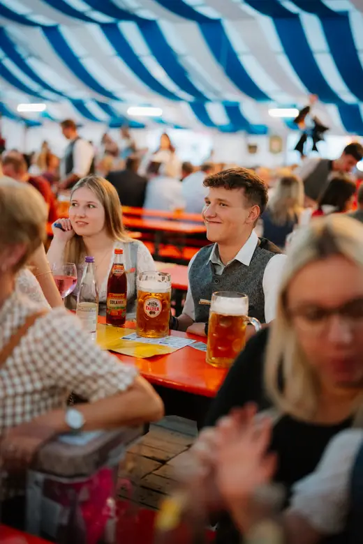 Schmalzlerfest Perlesreut 2025 Freitag: Kinder-Festzug, Perlesreuter BleMUSI Foto 2500374