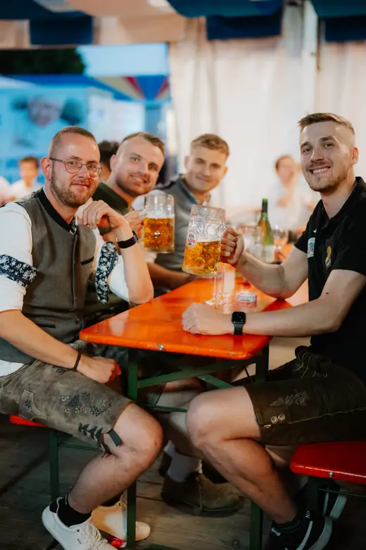 Schmalzlerfest Perlesreut 2025 Freitag: Kinder-Festzug, Perlesreuter BleMUSI Foto 2500391