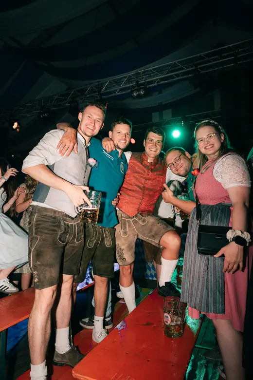Schmalzlerfest Perlesreut 2025 Freitag: Kinder-Festzug, Perlesreuter BleMUSI Foto 2500418