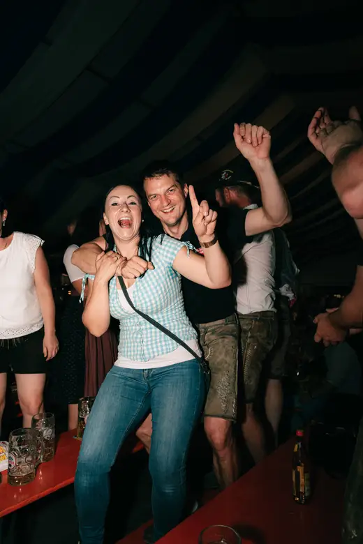 Schmalzlerfest Perlesreut 2025 Freitag: Kinder-Festzug, Perlesreuter BleMUSI Foto 2500421