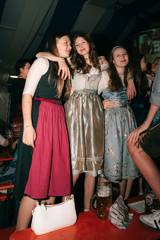 Schmalzlerfest Perlesreut 2025 Freitag: Kinder-Festzug, Perlesreuter BleMUSI Foto 2500423