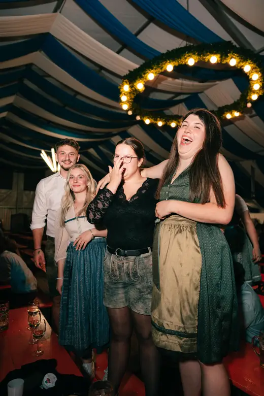 Schmalzlerfest Perlesreut 2025 Freitag: Kinder-Festzug, Perlesreuter BleMUSI Foto 2500462