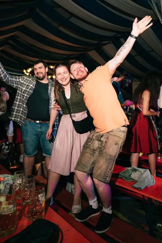 Schmalzlerfest Perlesreut 2025 Freitag: Kinder-Festzug, Perlesreuter BleMUSI Foto 2500477