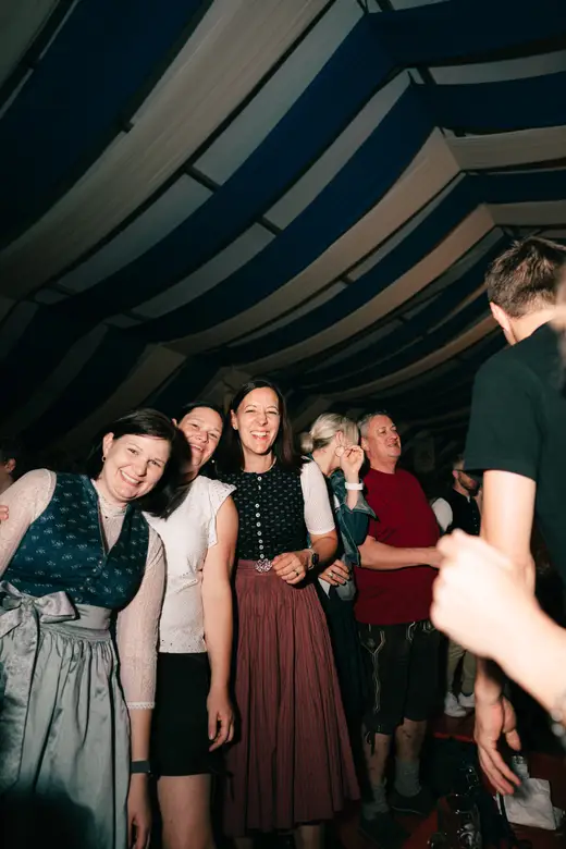 Schmalzlerfest Perlesreut 2025 Freitag: Kinder-Festzug, Perlesreuter BleMUSI Foto 2500482