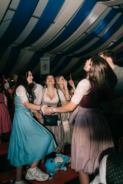 Schmalzlerfest Perlesreut 2025 Freitag: Kinder-Festzug, Perlesreuter BleMUSI Foto 2500496