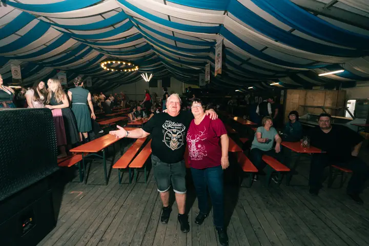 Schmalzlerfest Perlesreut 2025 Montag: Tag der Betriebe mit Sammer of Love Foto 2500803