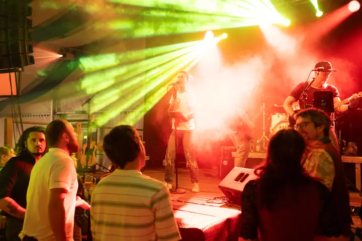 Schmalzlerfest Perlesreut 2025 Montag: Tag der Betriebe mit Sammer of Love Foto 2500824