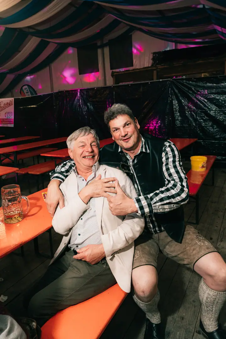 Schmalzlerfest Perlesreut 2025 Montag: Tag der Betriebe mit Sammer of Love Foto 2500837