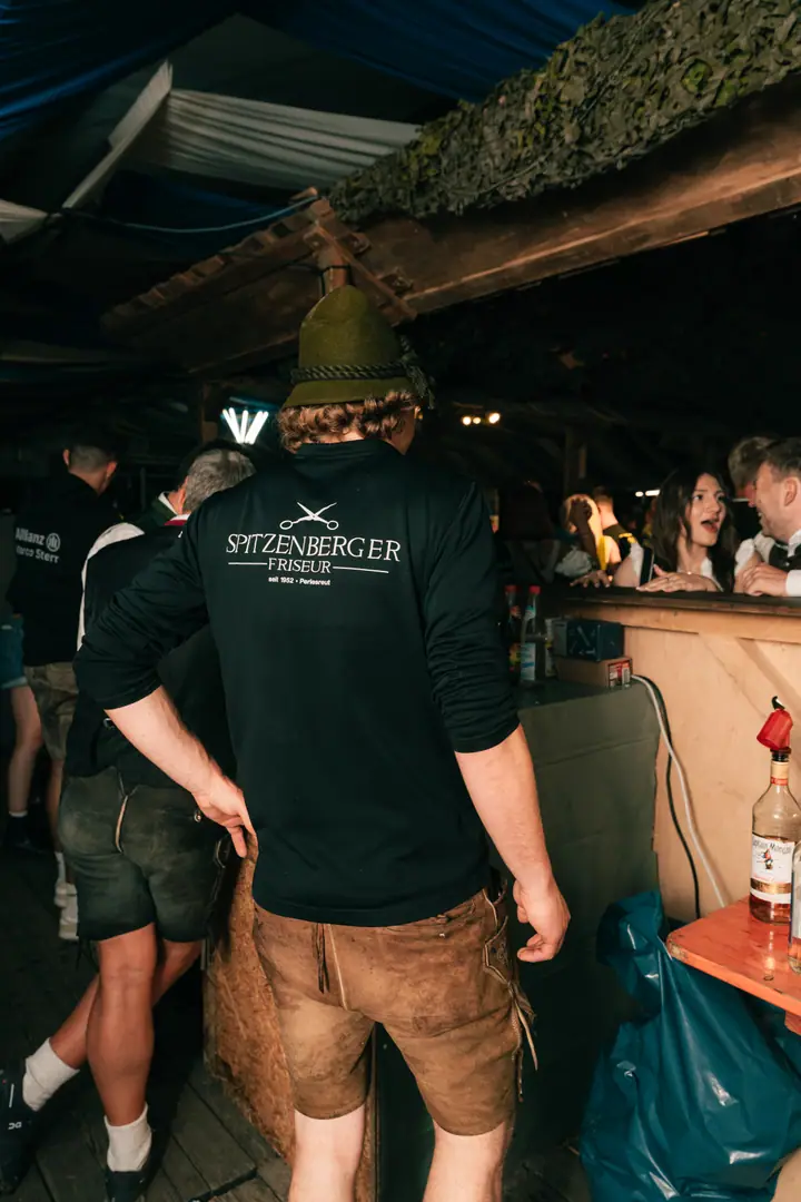 Schmalzlerfest Perlesreut 2025 Montag: Tag der Betriebe mit Sammer of Love Foto 2500849