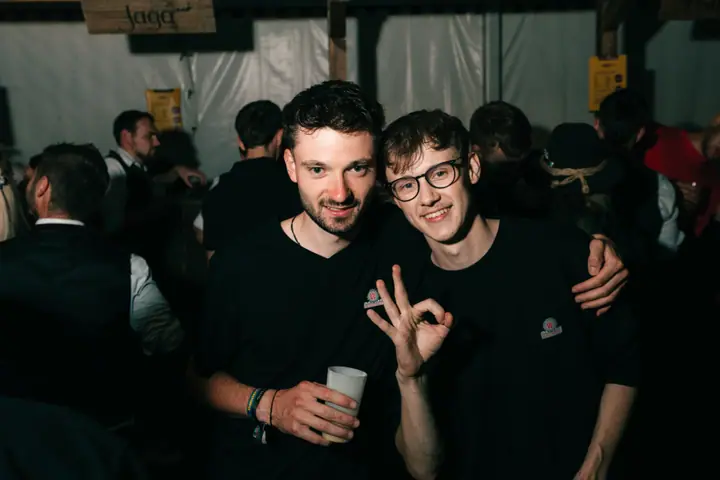 Schmalzlerfest Perlesreut 2025 Montag: Tag der Betriebe mit Sammer of Love Foto 2500861