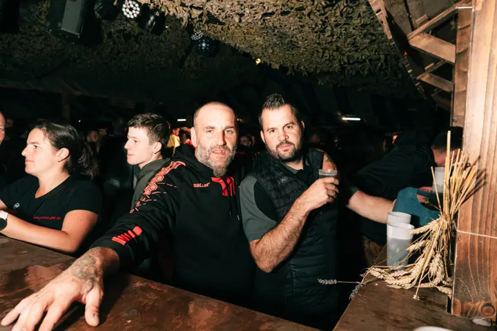 Schmalzlerfest Perlesreut 2025 Montag: Tag der Betriebe mit Sammer of Love Foto 2500879