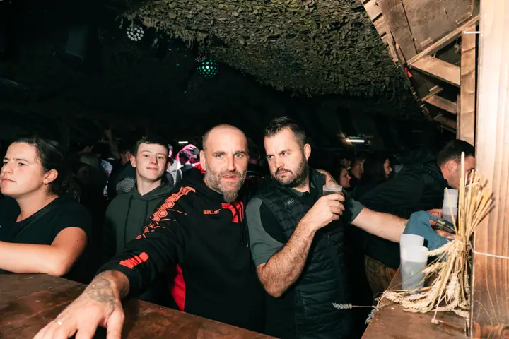 Schmalzlerfest Perlesreut 2025 Montag: Tag der Betriebe mit Sammer of Love Foto 2500880