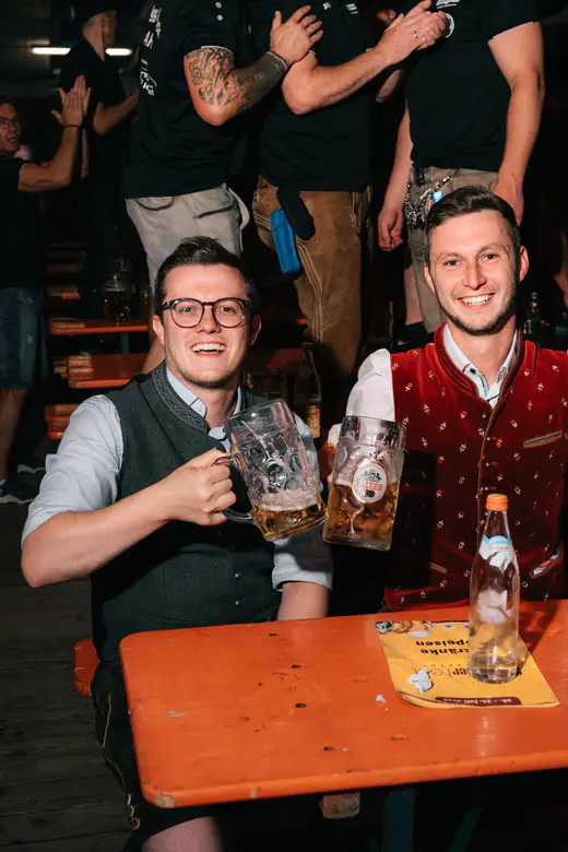 Schmalzlerfest Perlesreut 2025 Samstag: Rotzfrech Foto 2500616