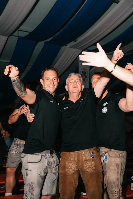Schmalzlerfest Perlesreut 2025 Samstag: Rotzfrech Foto 2500618