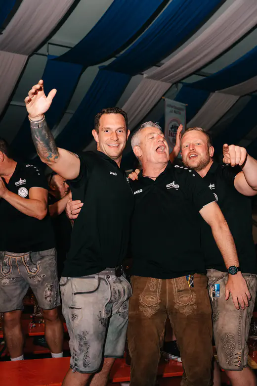 Schmalzlerfest Perlesreut 2025 Samstag: Rotzfrech Foto 2500619